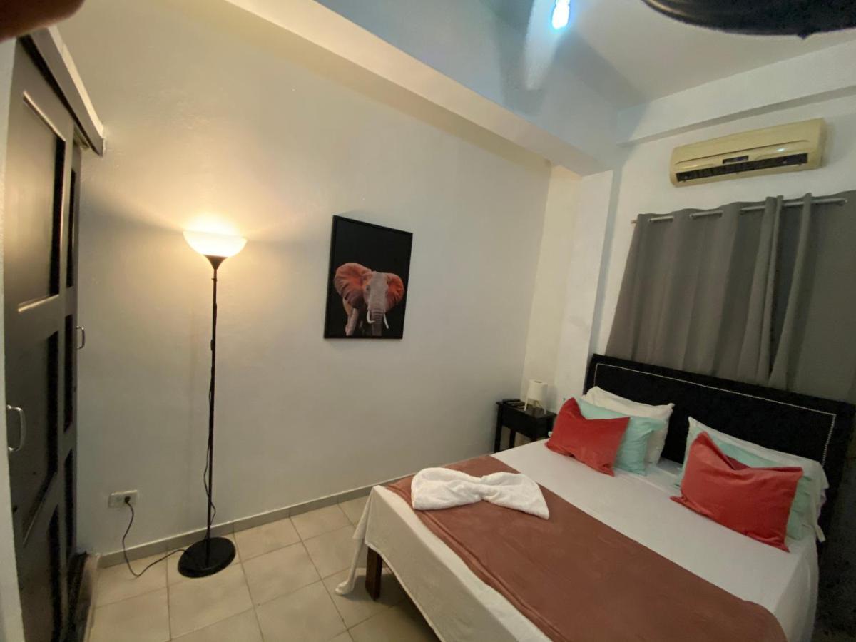 Aparthotel Genova Santo Domingo Dış mekan fotoğraf